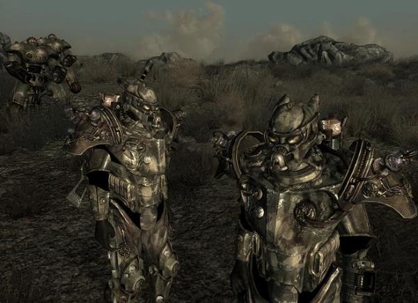 А мы не одни пришли. Во-он кузнецы стоят!