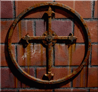 Эмблема Последователей Апокалипсиса. Ничего оригинального, все тот же крест.